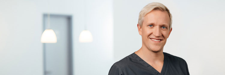 Ihr Zahnarzt in Friedberg für Implantologie, Oralchirurgie und mehr